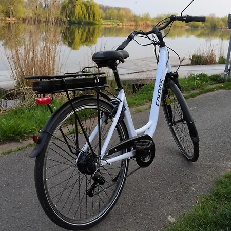 Διαμέρισμα Schoenes Am Weser-radweg *